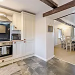 3 Bed In Carnforth Oc-96319 度假居